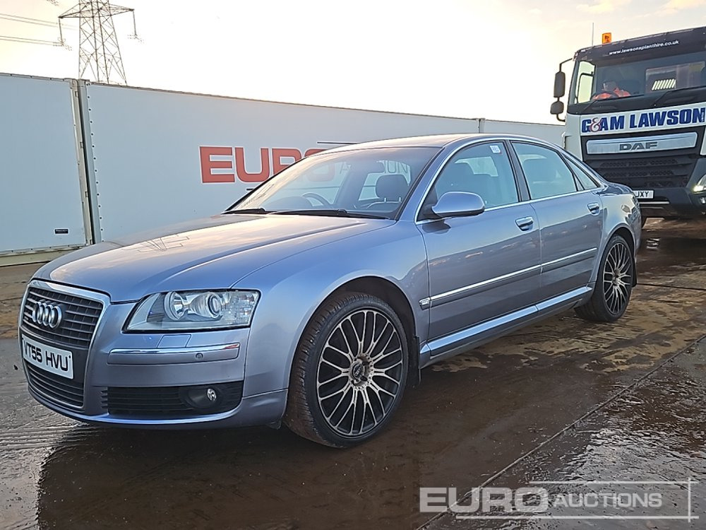 2006 Audi A8 - Autó: 2 kép. 2006 Audi A8 - Autó: 2 kép.