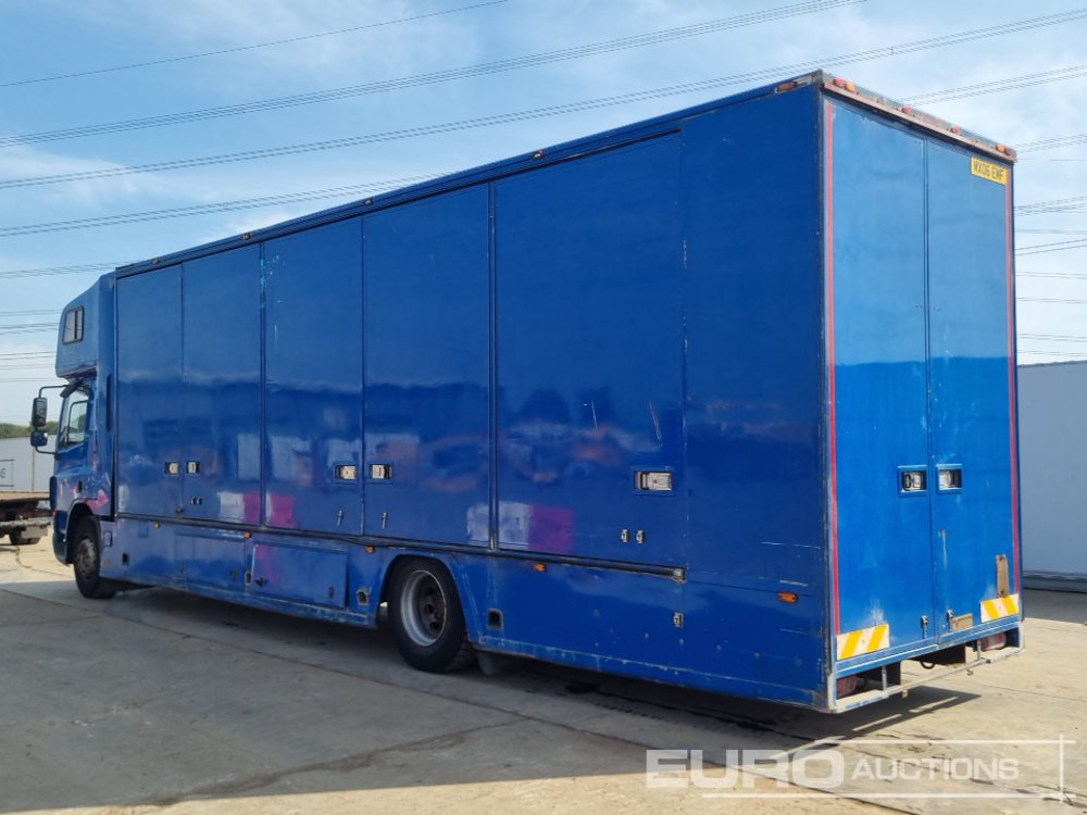 2006 DAF CF65.250 - Dobozos felépítményű teherautó: 3 kép. 2006 DAF CF65.250 - Dobozos felépítményű teherautó: 3 kép.