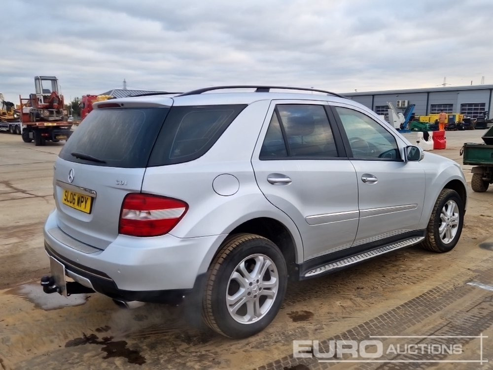 2006 Mercedes ML320 CDI - Terepjáró/ SUV: 5 kép. 2006 Mercedes ML320 CDI - Terepjáró/ SUV: 5 kép.