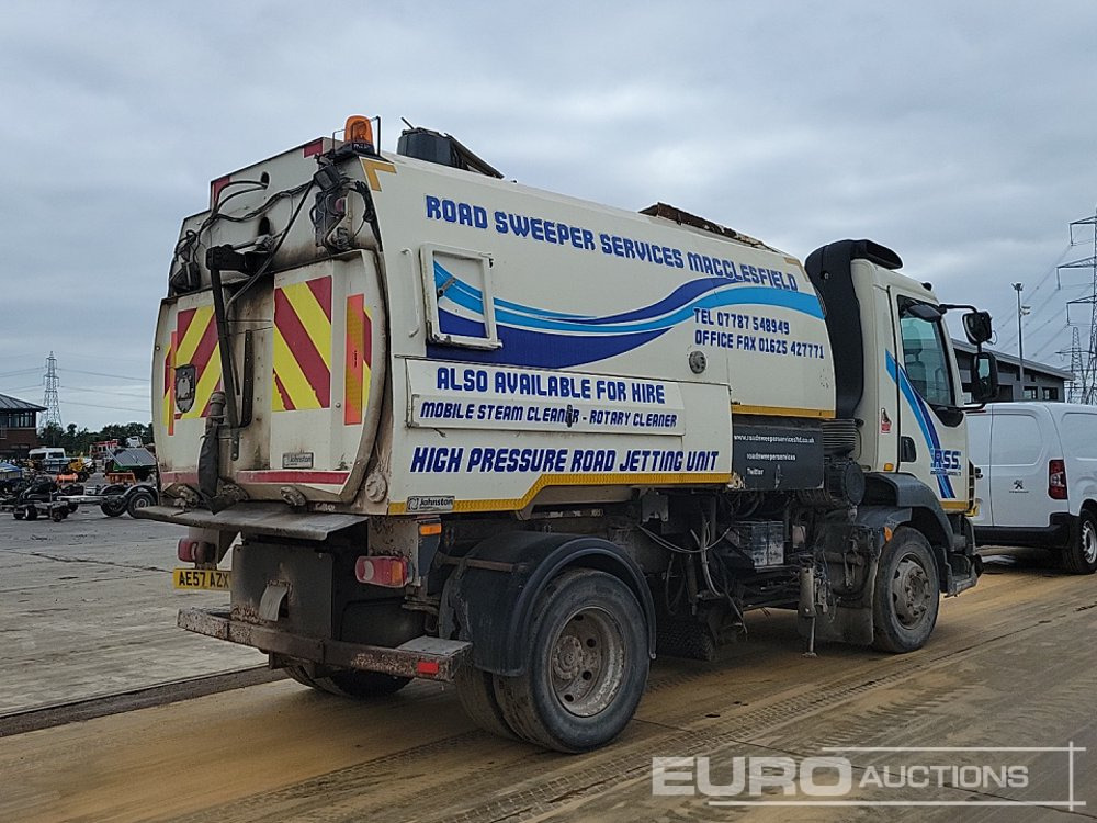 2007 DAF LF - Utcaseprő gép: 5 kép. 2007 DAF LF - Utcaseprő gép: 5 kép.