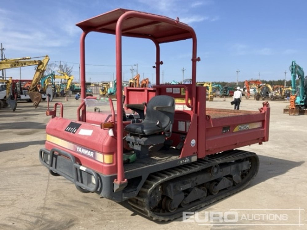 2007 Yanmar C30R-2 - Lánctalpas dömper: 1 kép. 2007 Yanmar C30R-2 - Lánctalpas dömper: 1 kép.
