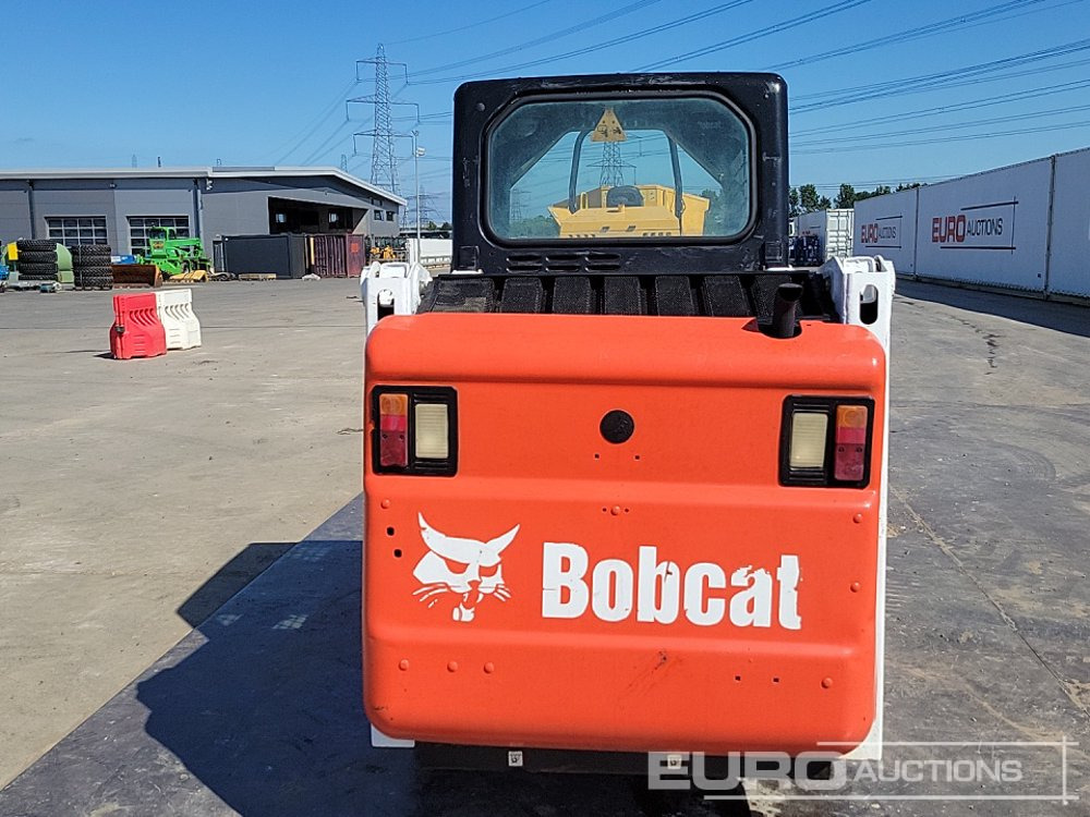 2009 Bobcat S100 - Mini homlokrakodó: 3 kép. 2009 Bobcat S100 - Mini homlokrakodó: 3 kép.