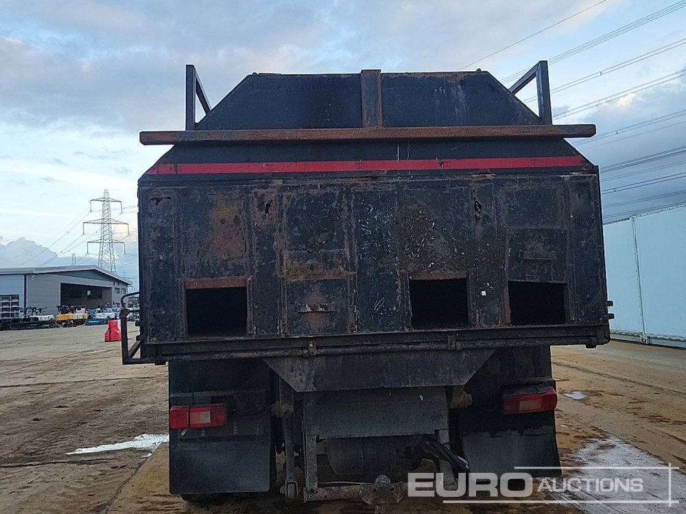 2009 DAF CF65.220 - Billenőplatós teherautó: 4 kép. 2009 DAF CF65.220 - Billenőplatós teherautó: 4 kép.