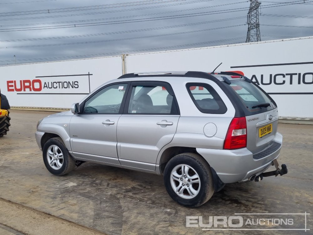 2009 Kia Sportage XS - Terepjáró/ SUV: 3 kép. 2009 Kia Sportage XS - Terepjáró/ SUV: 3 kép.