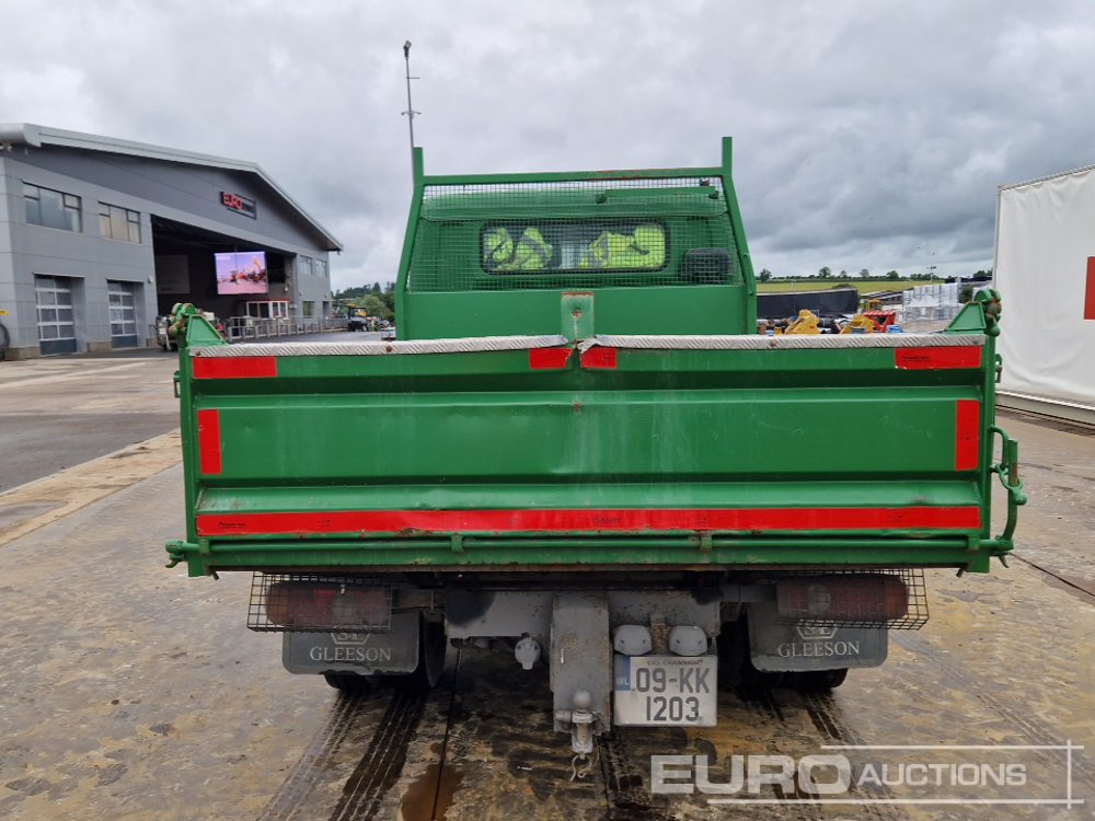 2009 Mitsubishi Fuso Canter - Billenőplatós teherautó: 4 kép. 2009 Mitsubishi Fuso Canter - Billenőplatós teherautó: 4 kép.