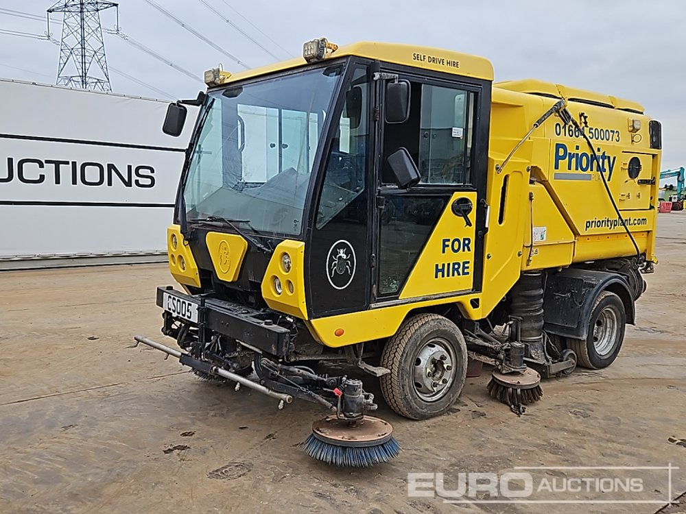 2009 Scarab 4x2 Road Sweeper, Automatic Gearbox (Reg. Docs. Available) - Utcaseprő gép: 1 kép. 2009 Scarab 4x2 Road Sweeper, Automatic Gearbox (Reg. Docs. Available) - Utcaseprő gép: 1 kép.