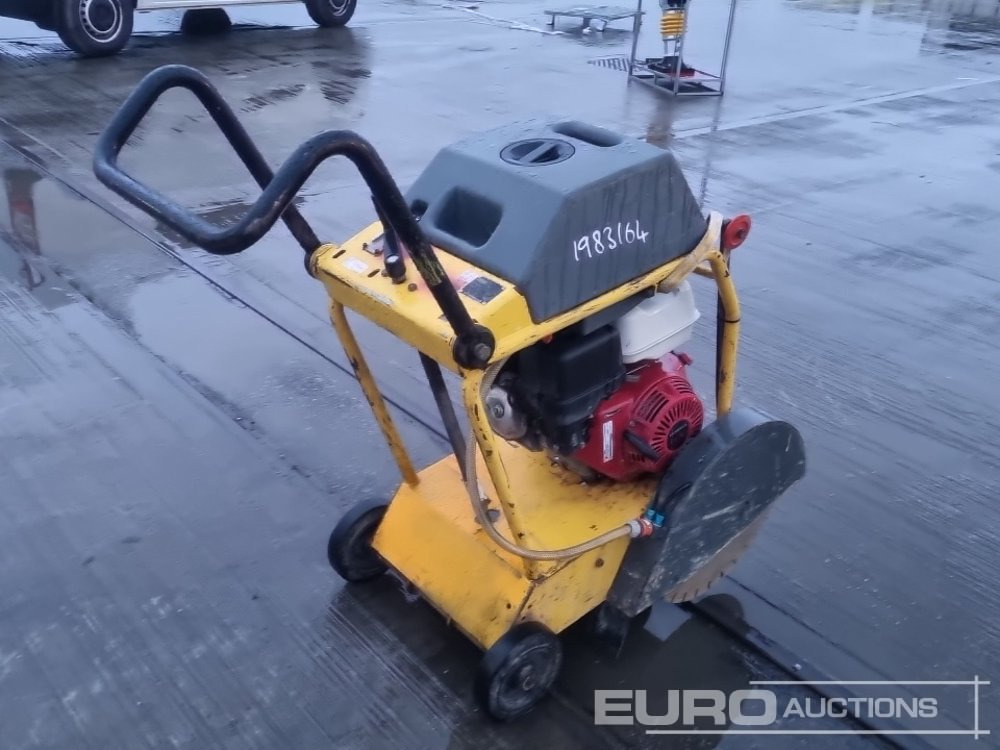 2009 Wacker Neuson BFS 1345ABZ - Aszfaltozó gép: 5 kép. 2009 Wacker Neuson BFS 1345ABZ - Aszfaltozó gép: 5 kép.