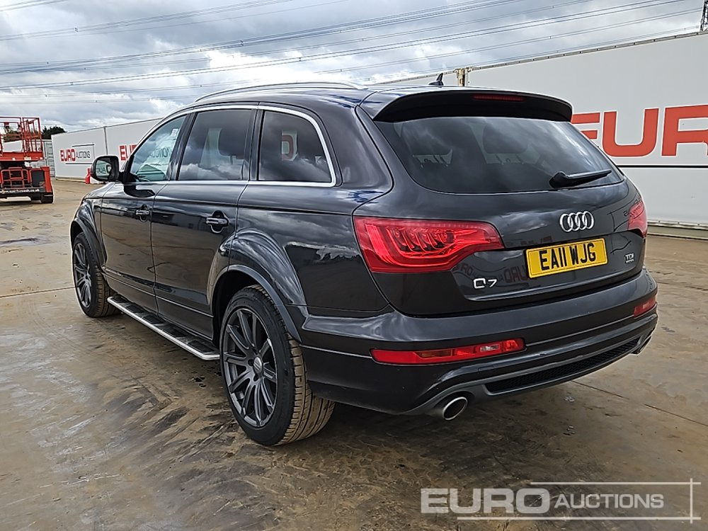 2011 Audi Q7 - Terepjáró/ SUV: 3 kép. 2011 Audi Q7 - Terepjáró/ SUV: 3 kép.