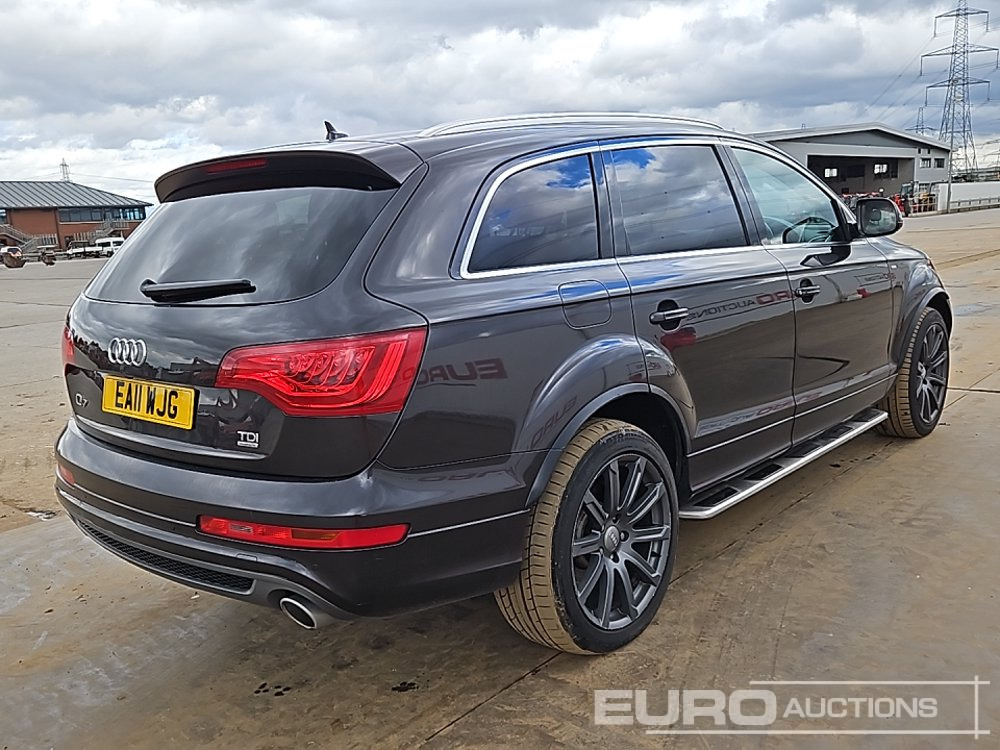 2011 Audi Q7 - Terepjáró/ SUV: 5 kép. 2011 Audi Q7 - Terepjáró/ SUV: 5 kép.