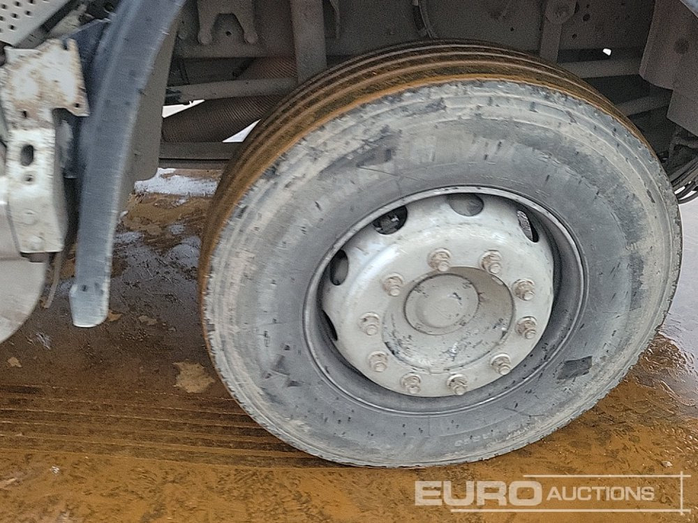 Horgos rakodó teherautó 2011 DAF 85CF-410: 16 kép.