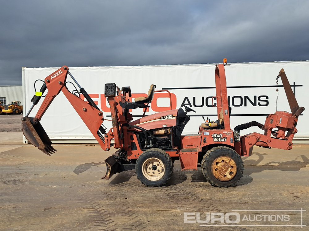2011 Ditch Witch RT45 - Árokásó: 3 kép. 2011 Ditch Witch RT45 - Árokásó: 3 kép.