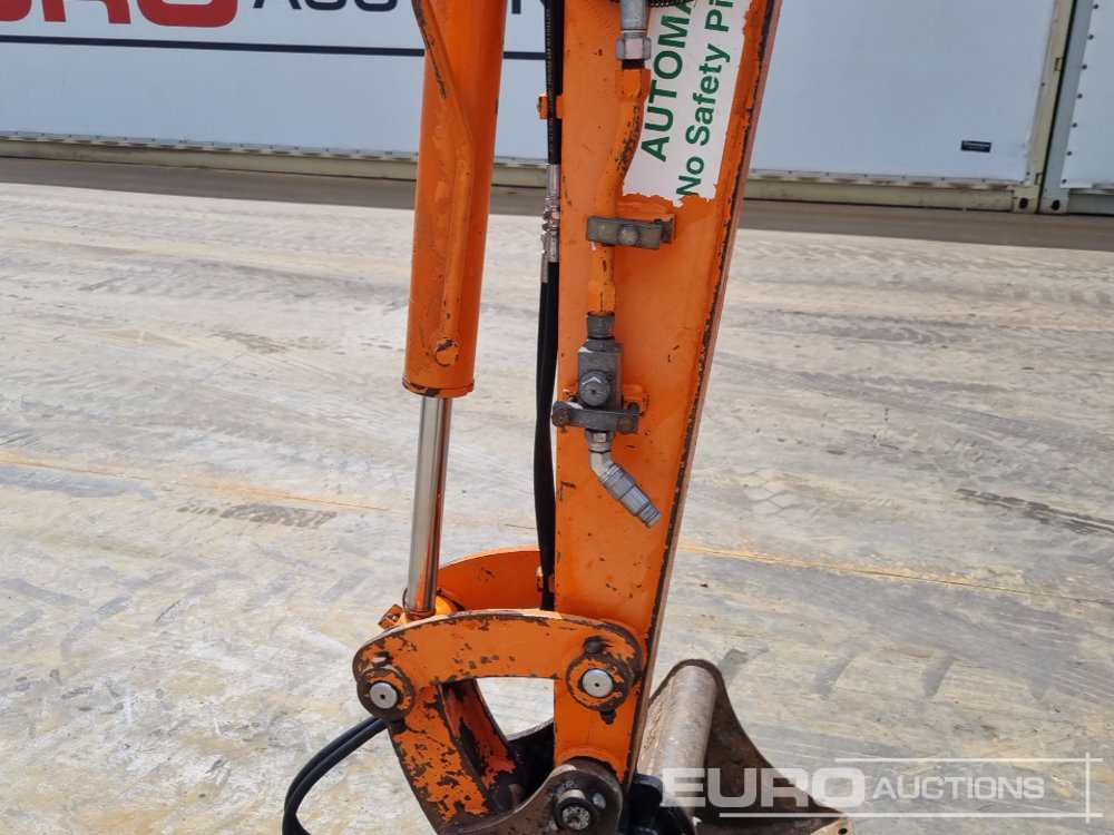 Minikotró 2011 Doosan DX27Z: 24 kép.