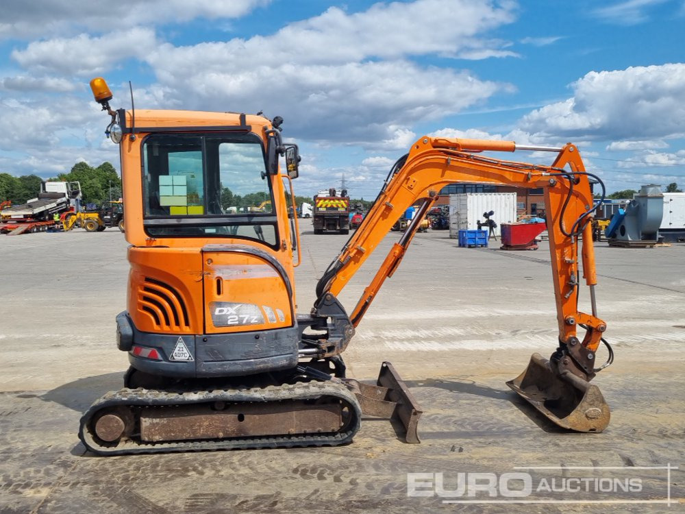 Minikotró 2011 Doosan DX27Z: 6 kép.