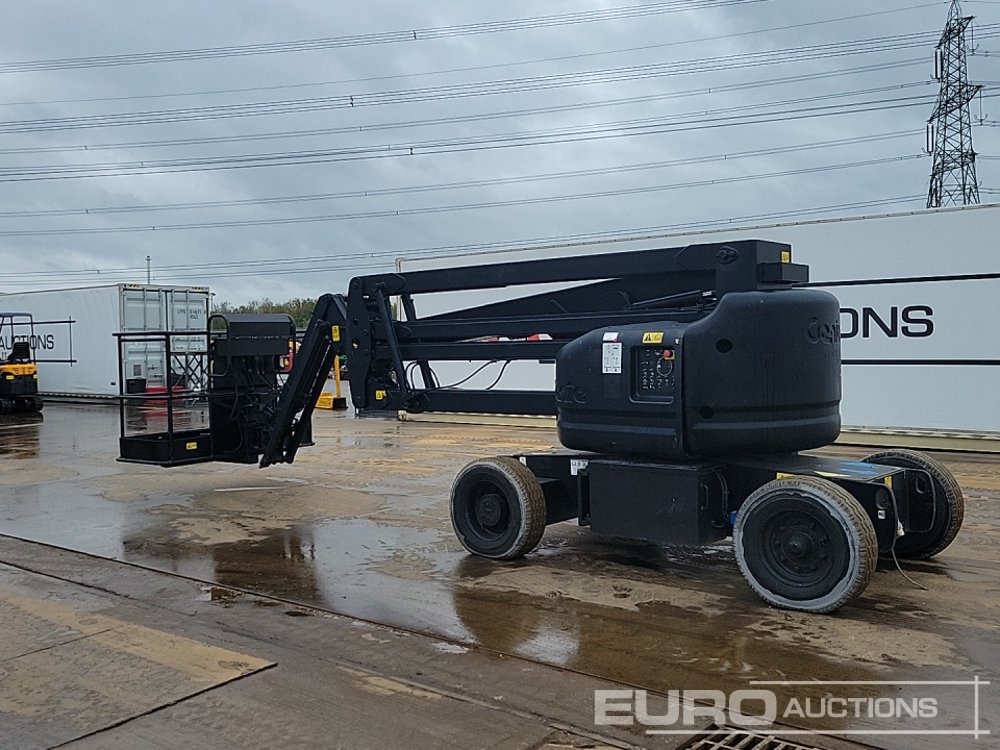 2011 Genie Z45/25J - Emelő: 3 kép. 2011 Genie Z45/25J - Emelő: 3 kép.