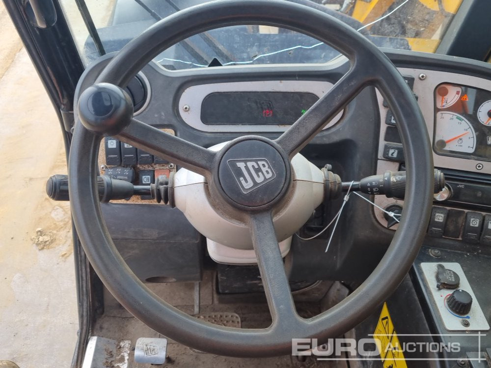 Teleszkópos rakodó 2011 JCB 527-58 Agri: 37 kép.