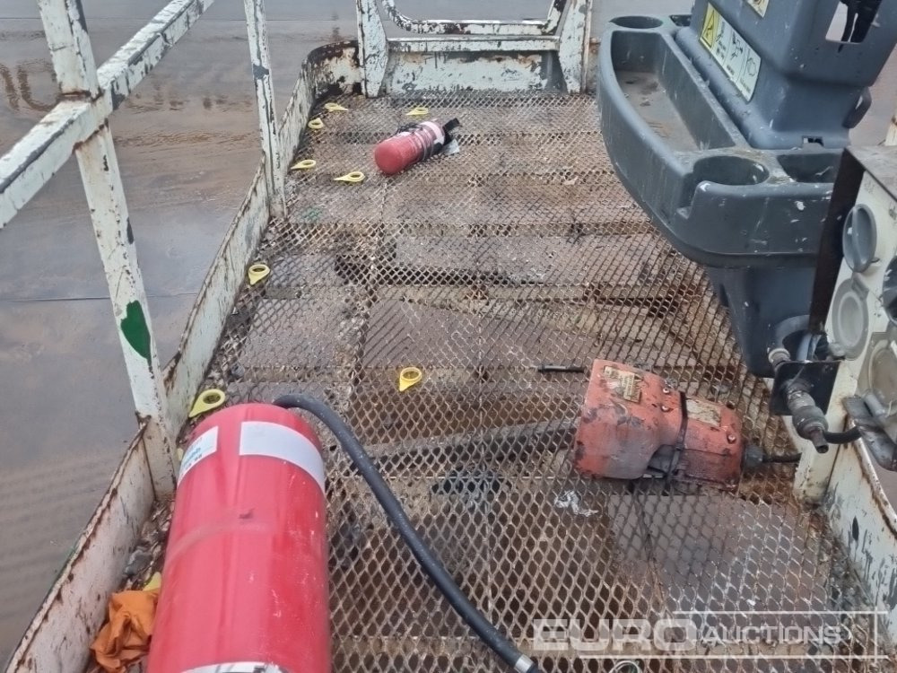 Emelő 2011 JLG 600AJ: 34 kép.