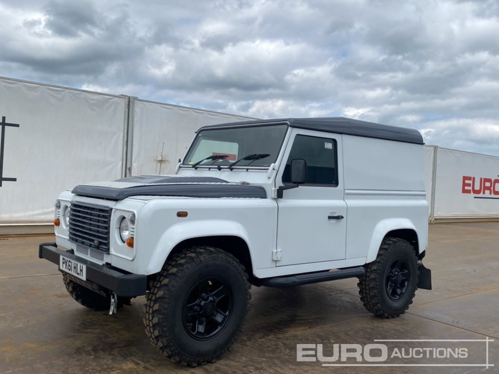 2011 Land Rover Defender 90 - Terepjáró/ SUV: 1 kép. 2011 Land Rover Defender 90 - Terepjáró/ SUV: 1 kép.