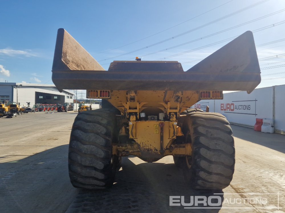 2011 Volvo A30F - Csuklós dömper: 4 kép. 2011 Volvo A30F - Csuklós dömper: 4 kép.
