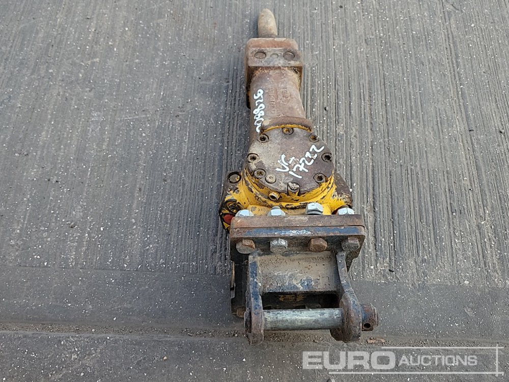 2012 Atlas Copco SB102 - Hidraulikus törőfej: 4 kép. 2012 Atlas Copco SB102 - Hidraulikus törőfej: 4 kép.