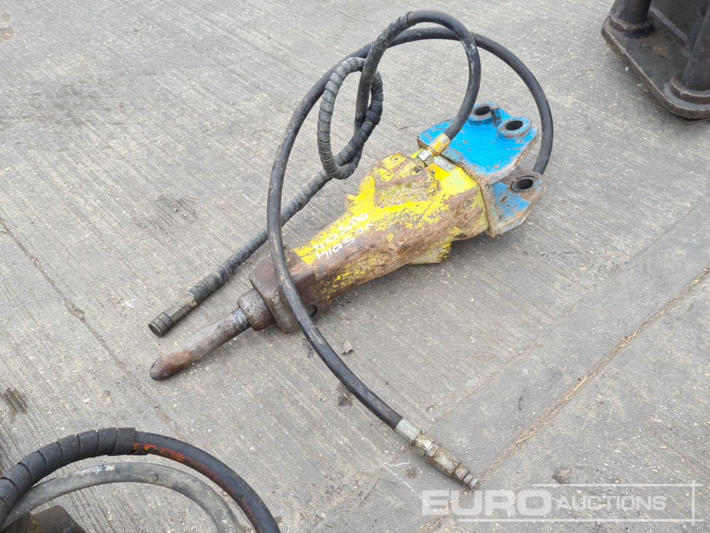 2012 Atlas Copco SB52 - Hidraulikus törőfej: 5 kép. 2012 Atlas Copco SB52 - Hidraulikus törőfej: 5 kép.
