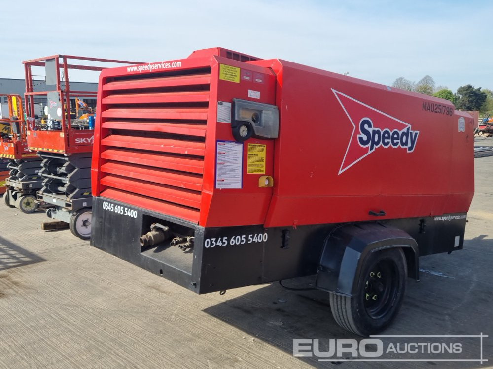 2012 Atlas Copco XAHS237 - Légkompresszor: 5 kép. 2012 Atlas Copco XAHS237 - Légkompresszor: 5 kép.