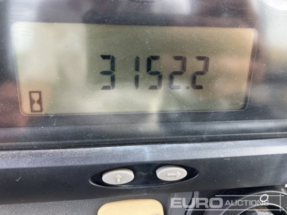 Buldózer 2012 CAT D3K LGP: 10 kép. Buldózer 2012 CAT D3K LGP: 10 kép.