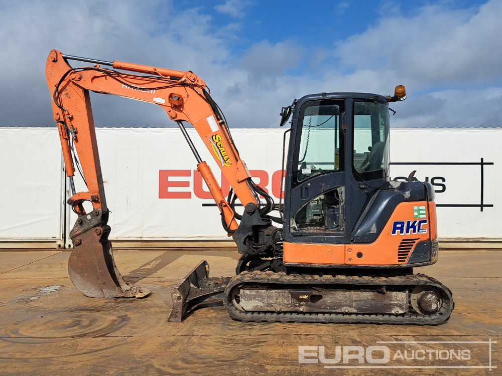 2012 Hitachi ZX60USB-3 CLR - Minikotró: 2 kép. 2012 Hitachi ZX60USB-3 CLR - Minikotró: 2 kép.