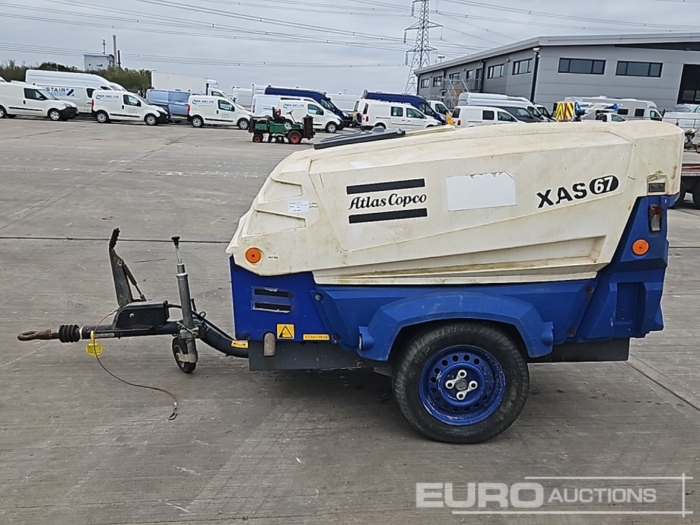 2013 Atlas Copco XAS67 130CFM - Légkompresszor: 2 kép. 2013 Atlas Copco XAS67 130CFM - Légkompresszor: 2 kép.