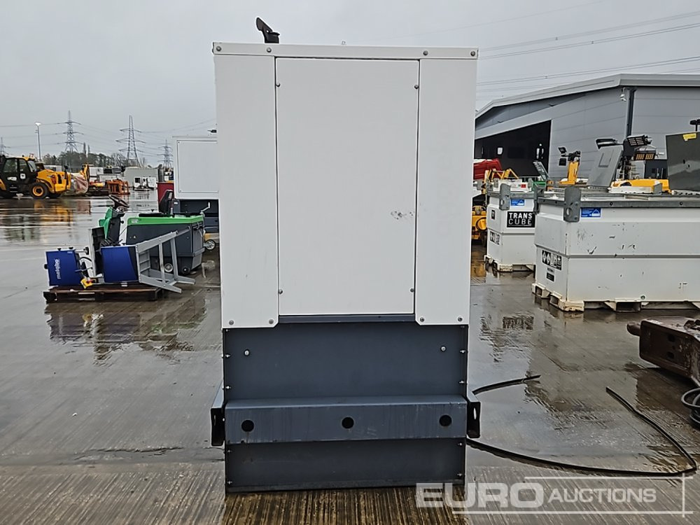 2013 Bruno GX37JD - Áramfejlesztő: 2 kép. 2013 Bruno GX37JD - Áramfejlesztő: 2 kép.