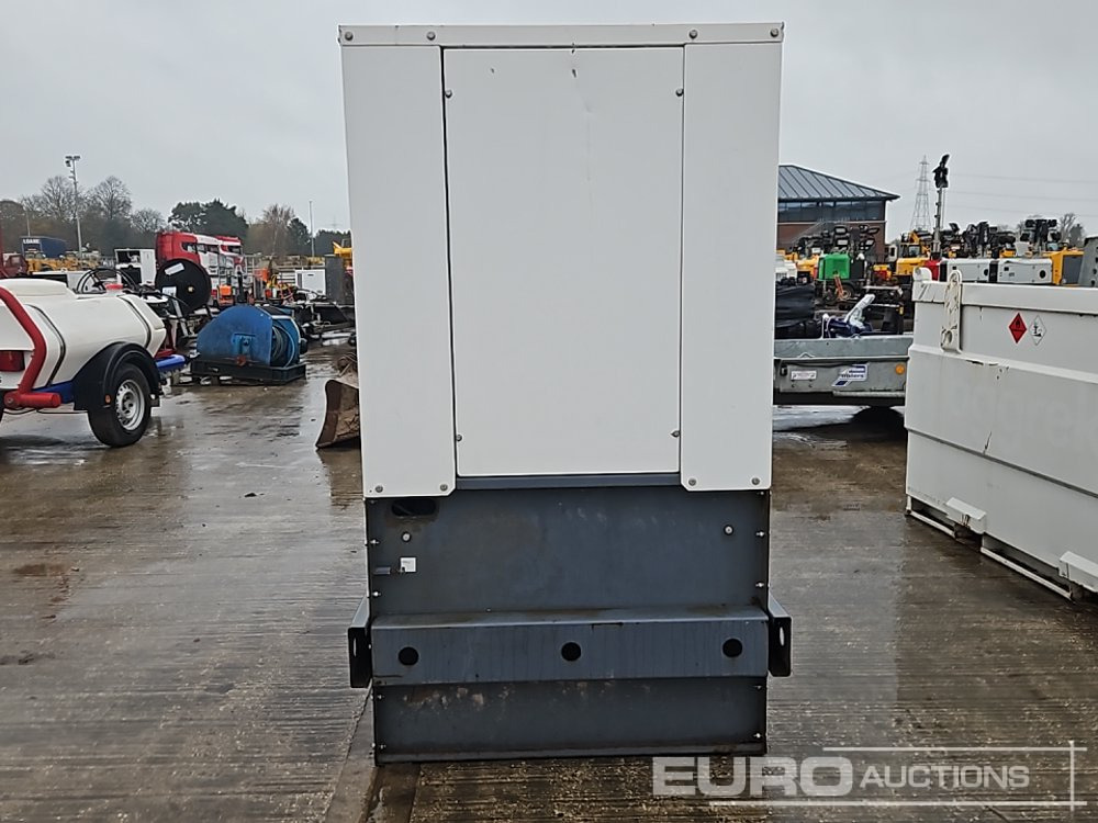 2013 Bruno GX37JD - Áramfejlesztő: 2 kép. 2013 Bruno GX37JD - Áramfejlesztő: 2 kép.