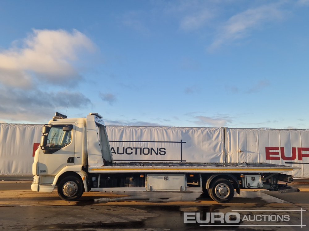 2013 DAF LF45-160 - Vontató: 2 kép. 2013 DAF LF45-160 - Vontató: 2 kép.