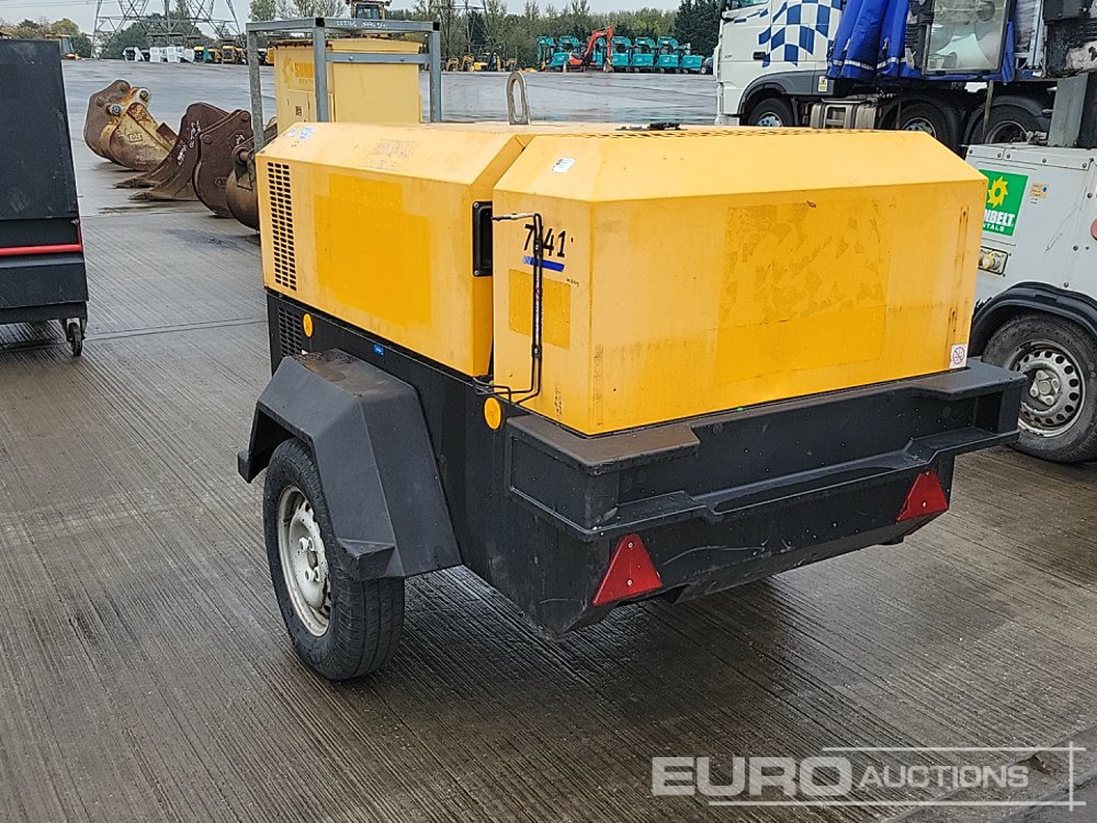 2013 Doosan 741 - Légkompresszor: 3 kép. 2013 Doosan 741 - Légkompresszor: 3 kép.