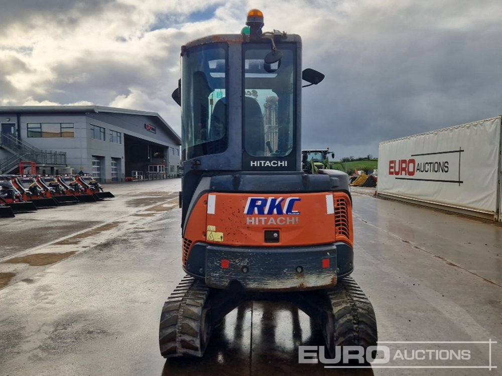 2013 Hitachi ZX29U-3 CLR - Minikotró: 4 kép. 2013 Hitachi ZX29U-3 CLR - Minikotró: 4 kép.