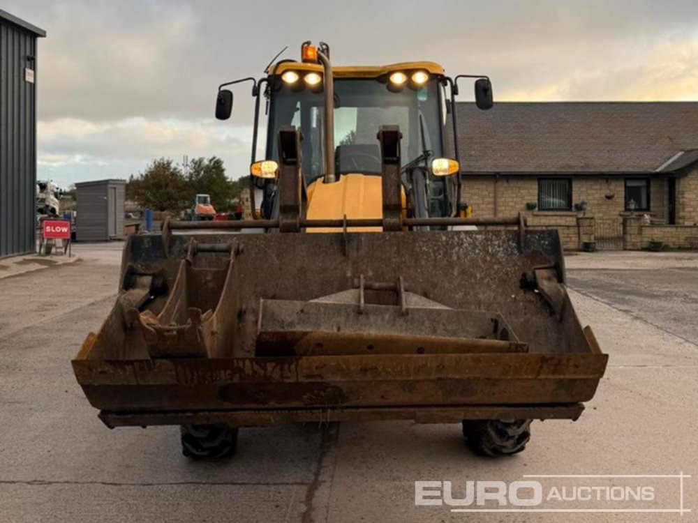 2013 JCB 3CX P21 ECO - Kotrórakodó: 3 kép. 2013 JCB 3CX P21 ECO - Kotrórakodó: 3 kép.