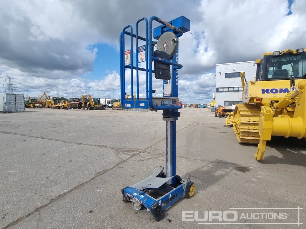 2013 Power Towers Pecolift - Emelő: 1 kép. 2013 Power Towers Pecolift - Emelő: 1 kép.