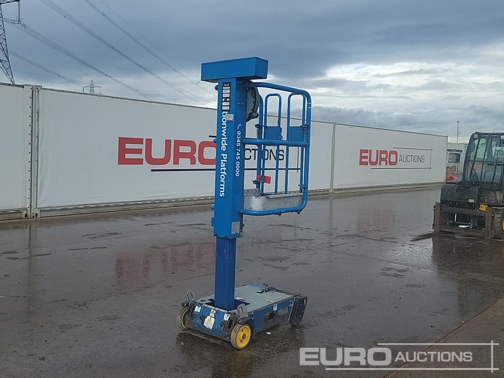 2013 Power Towers Pecolift - Emelő: 1 kép. 2013 Power Towers Pecolift - Emelő: 1 kép.