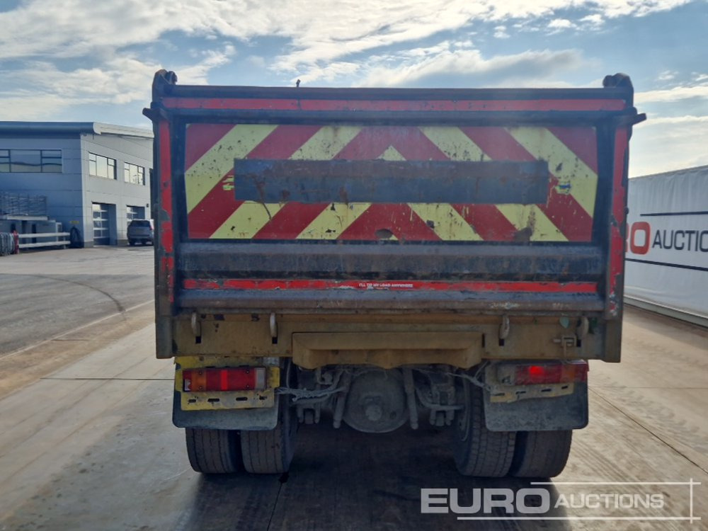 2013 Scania P400 - Billenőplatós teherautó: 4 kép. 2013 Scania P400 - Billenőplatós teherautó: 4 kép.