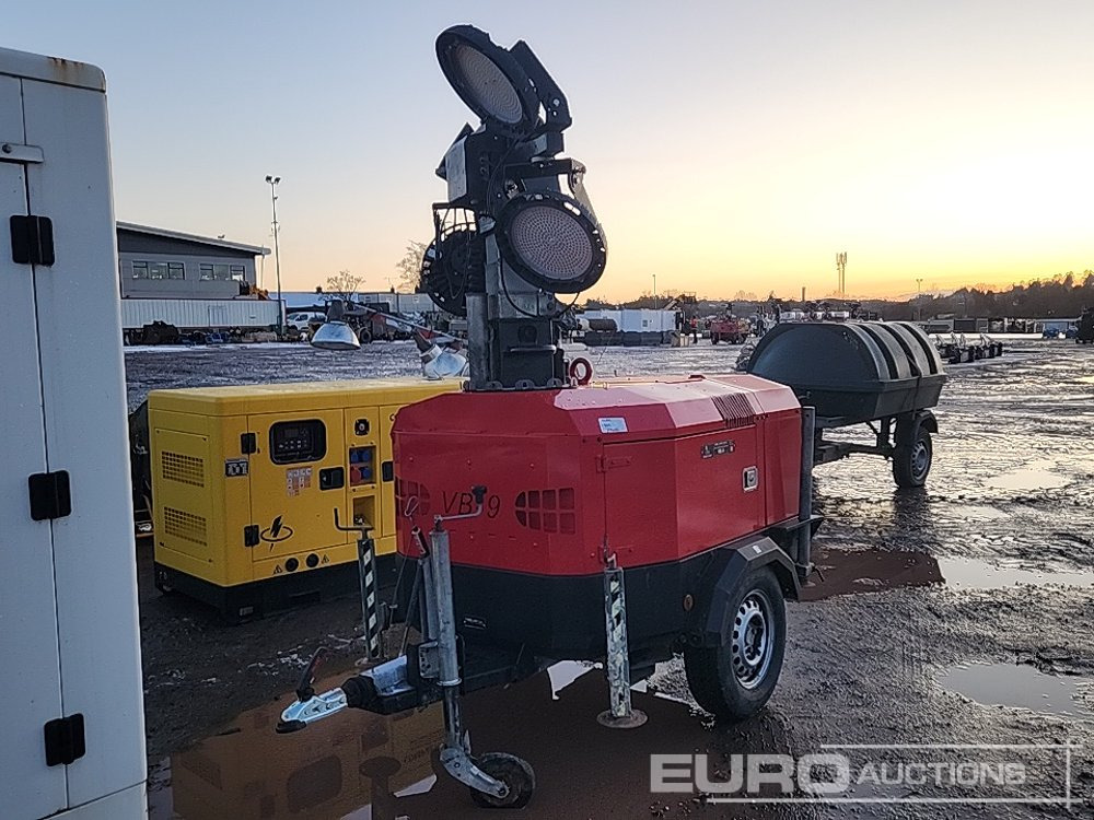 2013 TOWER LIGHT VB-9 - Világító állvány: 1 kép. 2013 TOWER LIGHT VB-9 - Világító állvány: 1 kép.