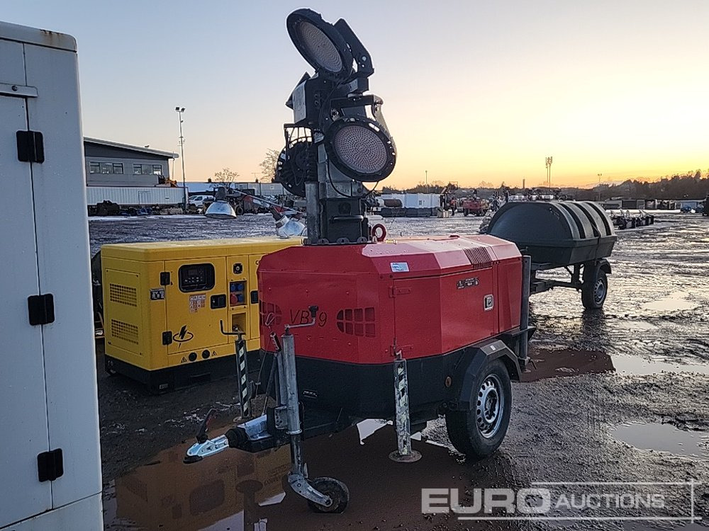 2013 TOWER LIGHT VB-9 - Világító állvány: 2 kép. 2013 TOWER LIGHT VB-9 - Világító állvány: 2 kép.