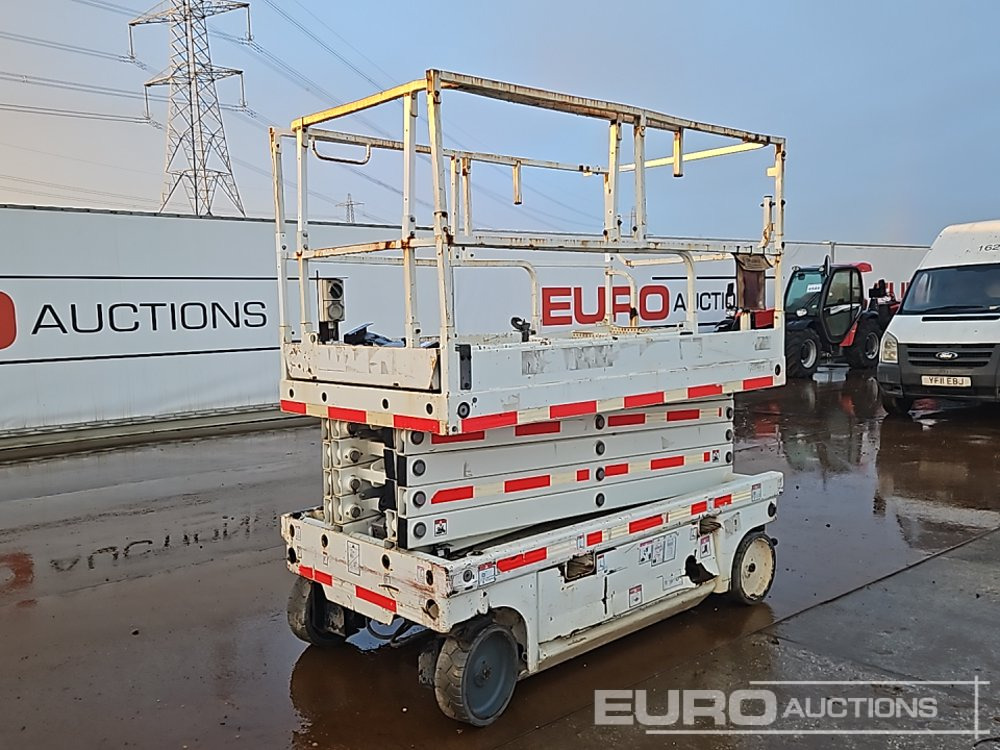 2014 Haulotte Compact 12 - Emelő: 1 kép. 2014 Haulotte Compact 12 - Emelő: 1 kép.