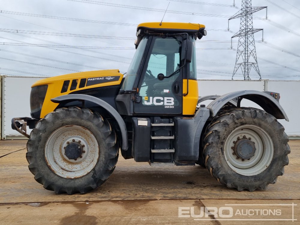 2014 JCB Fastrac 3230 - Traktor: 2 kép. 2014 JCB Fastrac 3230 - Traktor: 2 kép.