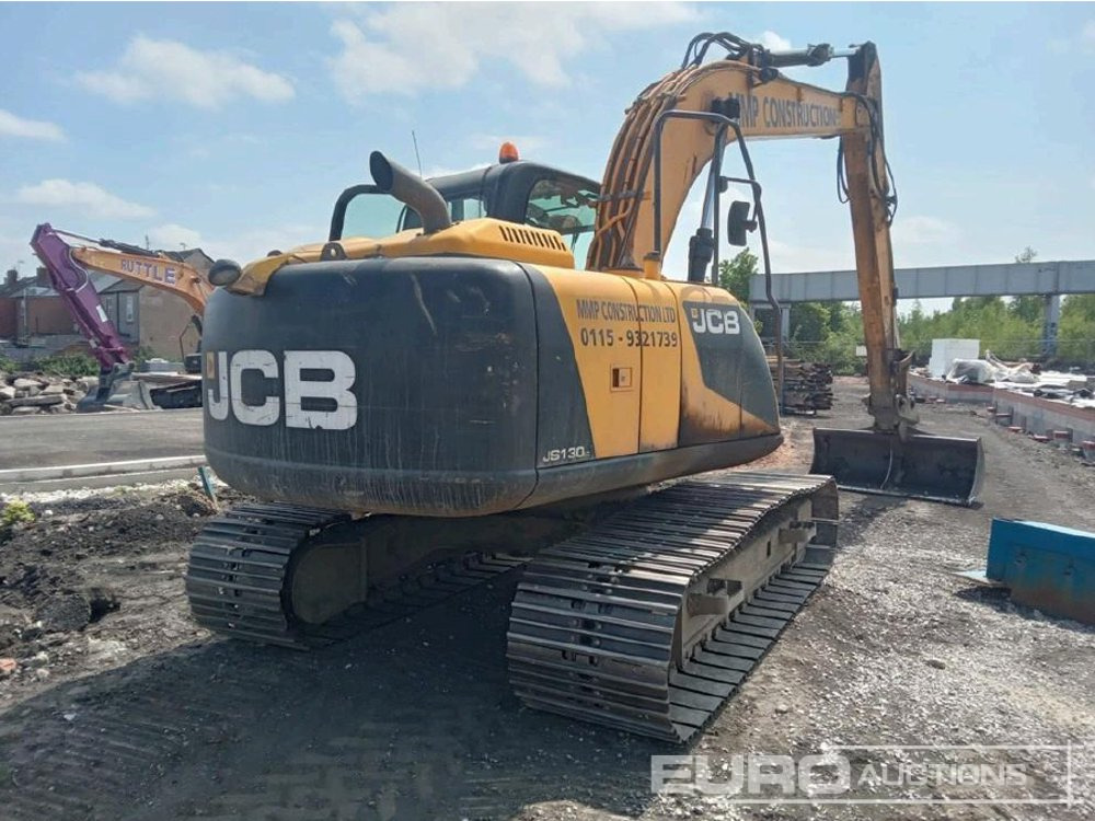 2014 JCB JS130LC - Lánctalpas kotró: 3 kép. 2014 JCB JS130LC - Lánctalpas kotró: 3 kép.