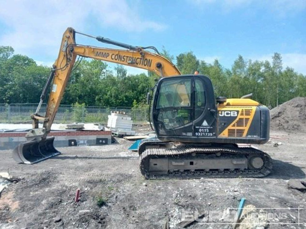 2014 JCB JS130LC - Lánctalpas kotró: 2 kép. 2014 JCB JS130LC - Lánctalpas kotró: 2 kép.