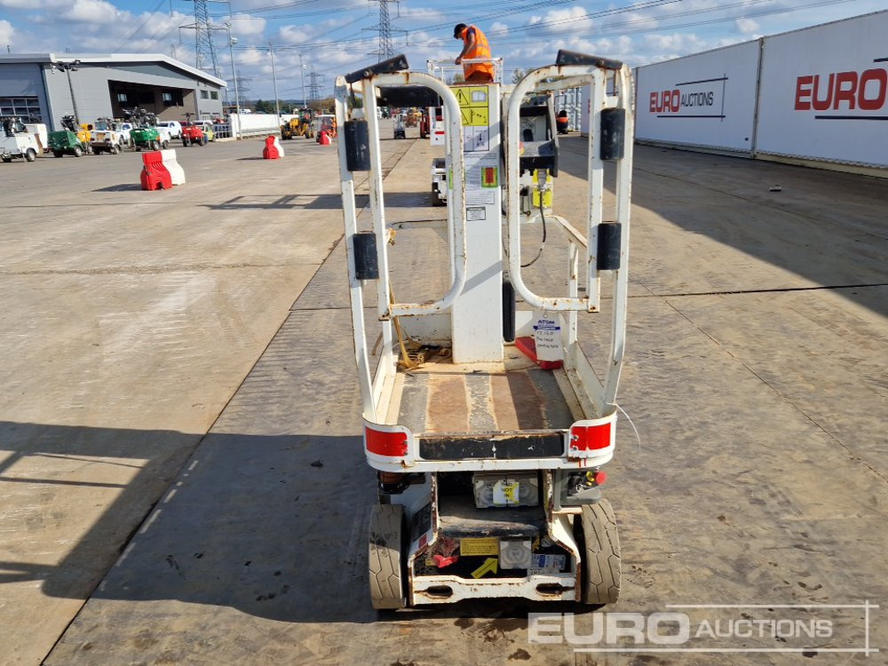 2014 JLG 1230ES - Emelő: 4 kép. 2014 JLG 1230ES - Emelő: 4 kép.