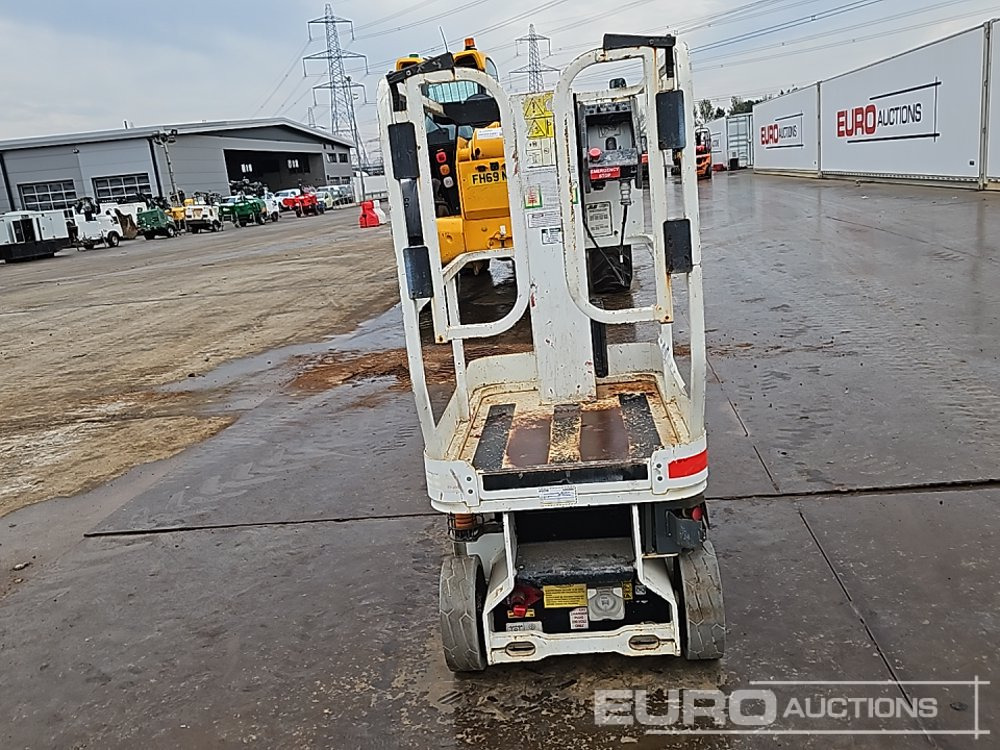 2014 JLG 1230ES - Emelő: 4 kép. 2014 JLG 1230ES - Emelő: 4 kép.