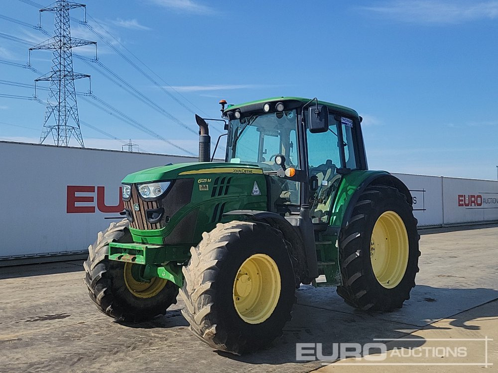 2014 John Deere 6125M - Traktor: 1 kép. 2014 John Deere 6125M - Traktor: 1 kép.
