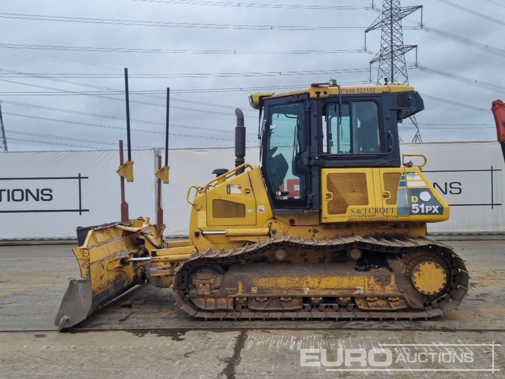 2014 Komatsu D51PX - Buldózer: 2 kép. 2014 Komatsu D51PX - Buldózer: 2 kép.