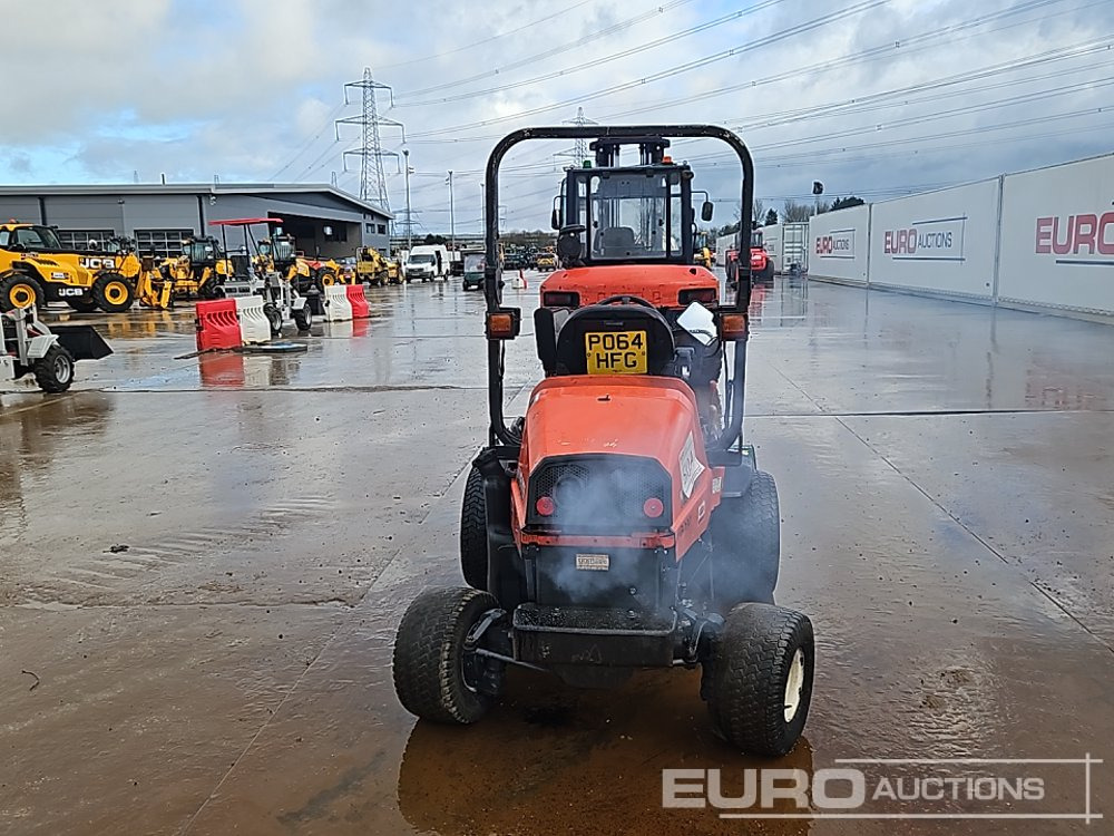 2014 Kubota F3090 - Kerti fűkasza: 4 kép. 2014 Kubota F3090 - Kerti fűkasza: 4 kép.