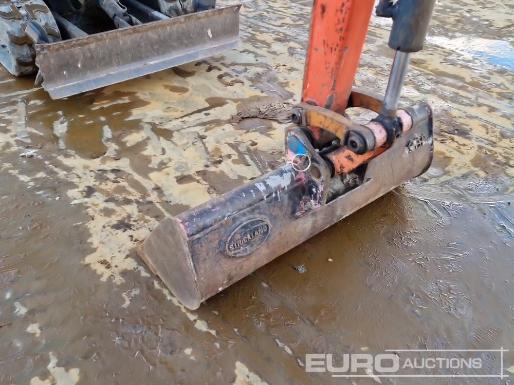 Minikotró 2014 Kubota KX016-4: 23 kép. Minikotró 2014 Kubota KX016-4: 23 kép.