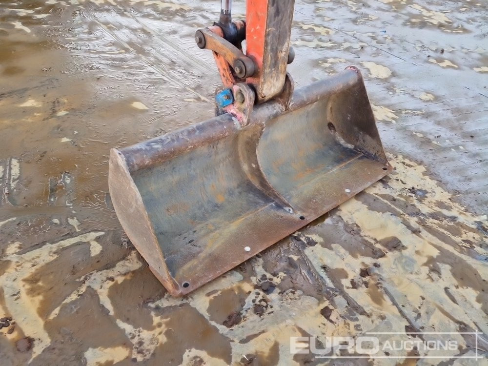 Minikotró 2014 Kubota KX016-4: 15 kép. Minikotró 2014 Kubota KX016-4: 15 kép.